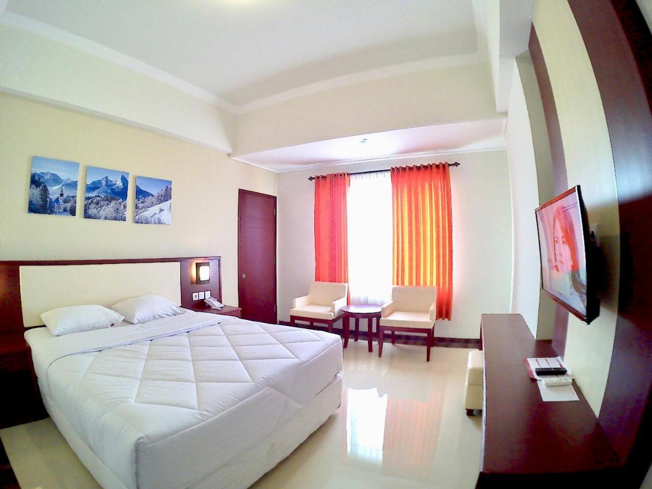 Hotel Tosan Solo Baru Grogol 외부 사진